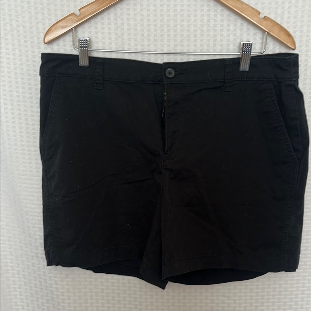#458 Black Bermuda Shorts with Flat Front Design